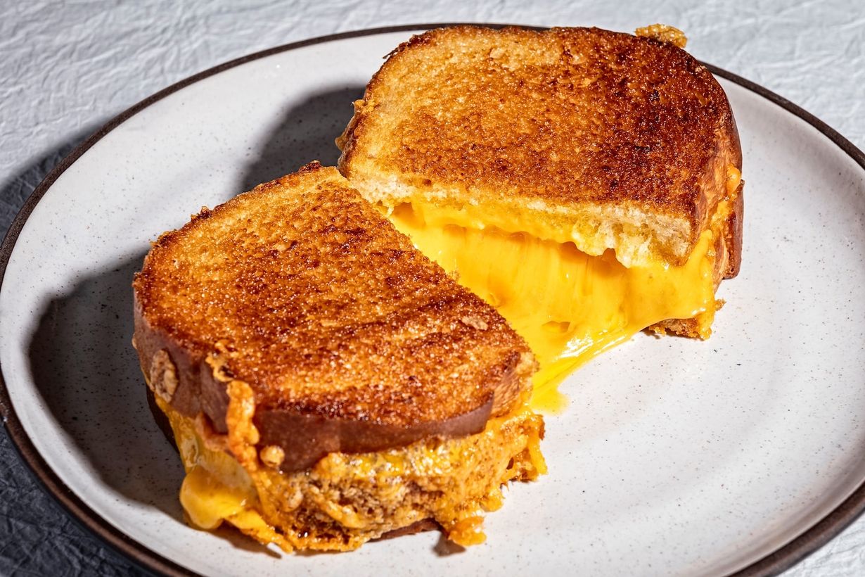 air-fryer-grilled-cheese-sandwich-recipe