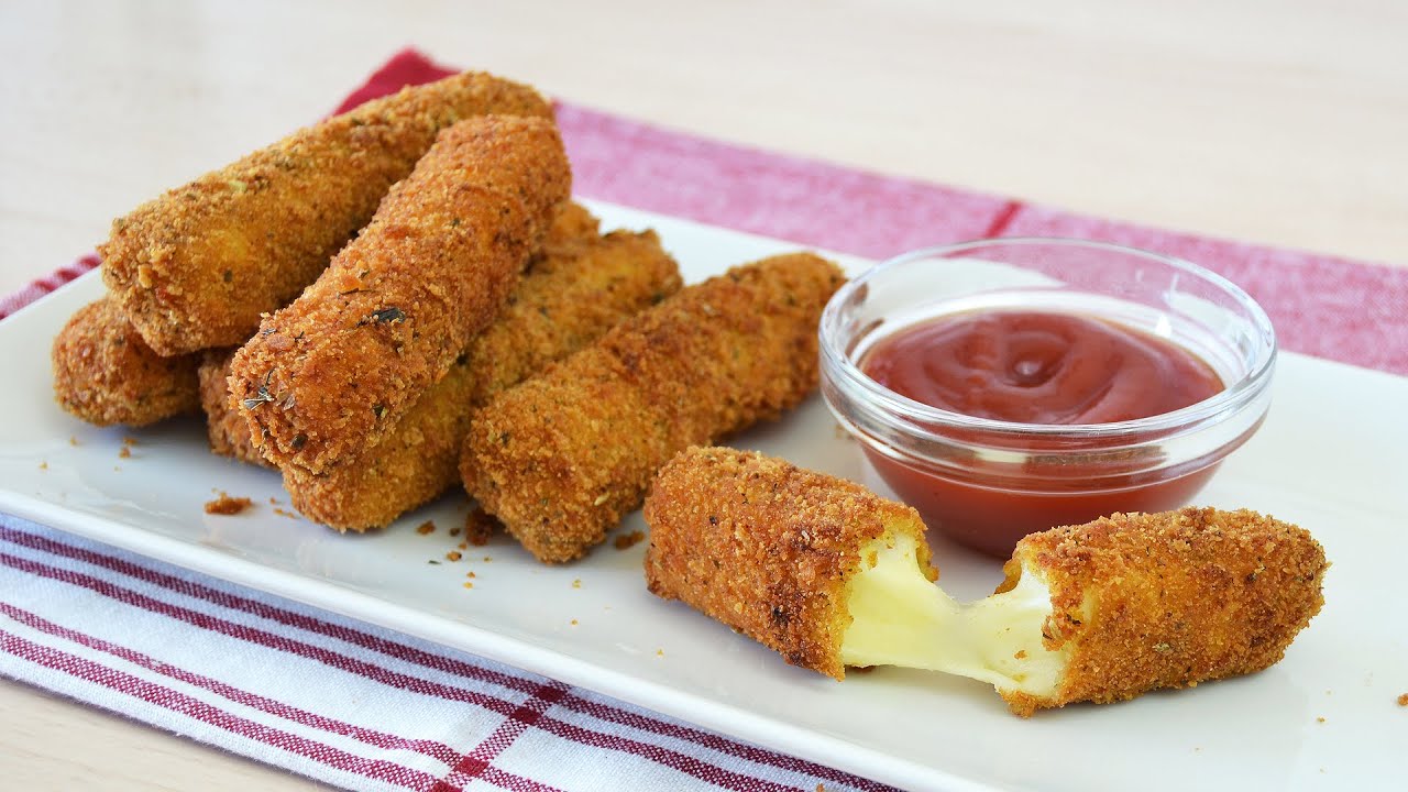 fried-mozzarella-cheese-sticks-recipe