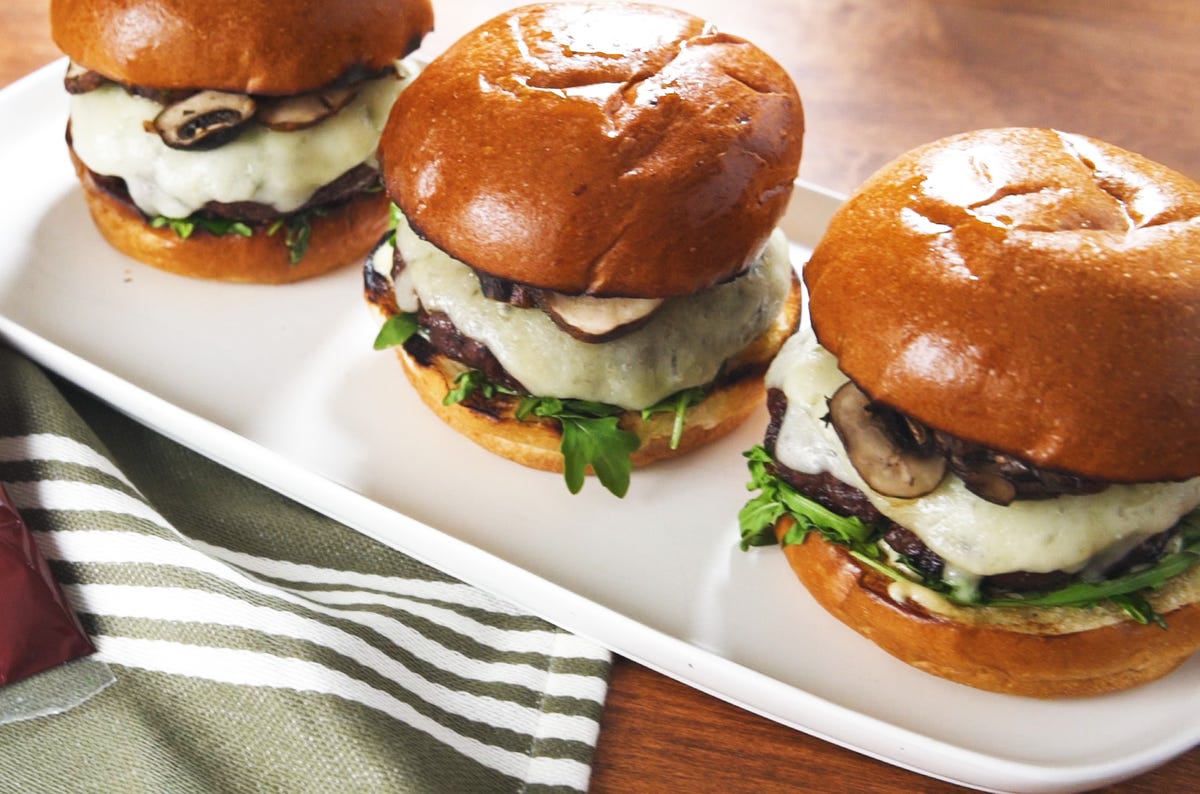 grilled-mushroom-swiss-burgers-recipe