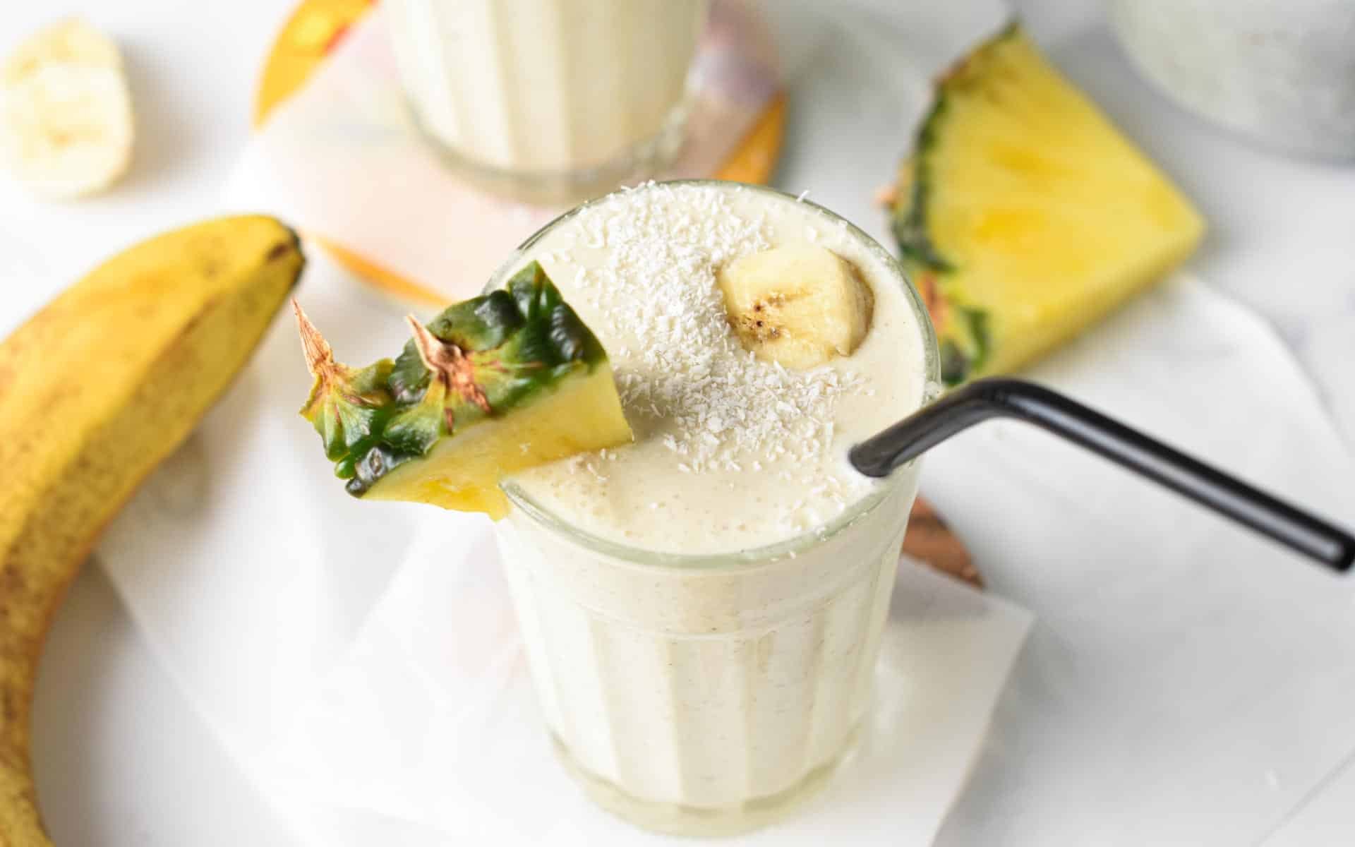 pineapple-and-banana-smoothie-recipe