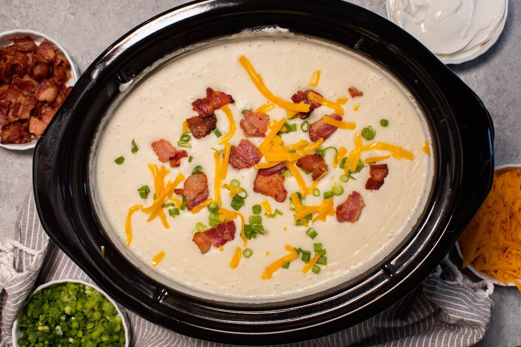 slow-cooker-potato-soup-recipe